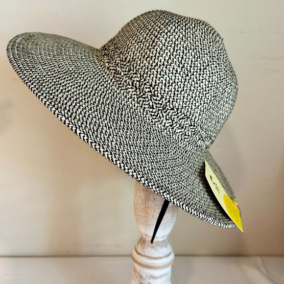 BUNDLE (9) New Sunday Afternoons Women's Sun Hat UPF 50+ Adjustable Chinstrap - Picture 3 of 13